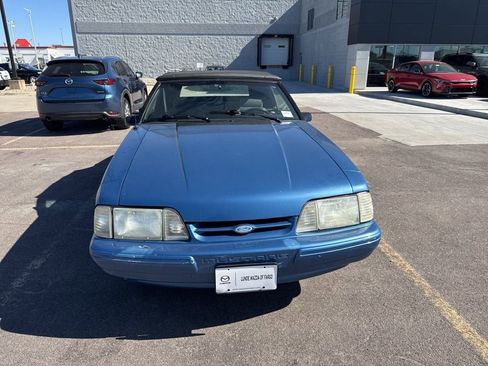 Used 1988 Ford Mustang LX image 2