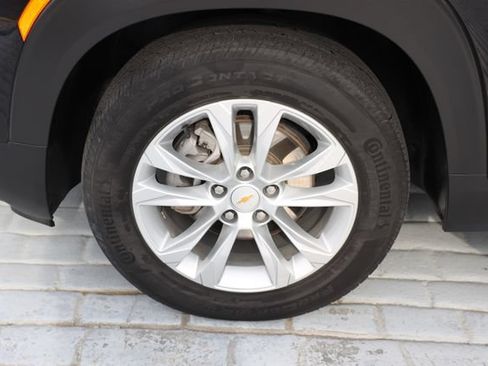 Used 2023 Chevrolet TrailBlazer LS FWD image 38