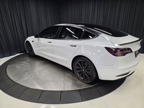 Used 2021 Tesla Model 3 Standard Range Plus image 10