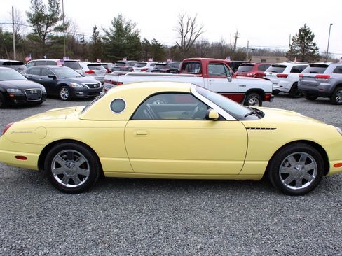 Used 2002 Ford Thunderbird Deluxe 2dr Convertible image 6