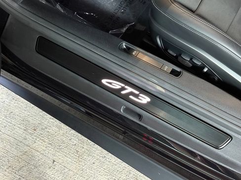 Certified 2026 Porsche 911 GT3 RWD image 17