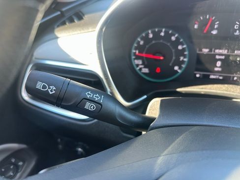 Used 2024 Chevrolet Equinox LS image 30