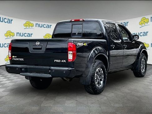 Used 2018 Nissan Frontier PRO-4X image 6