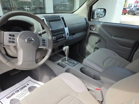 Used 2019 Nissan Frontier S RWD image 11