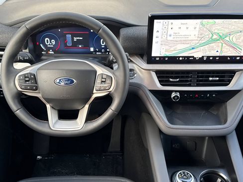 New 2026 Ford Explorer Active w/ Active Comfort Package image 13
