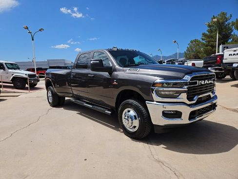 New 2026 RAM 3500 Tradesman AWD/4WD image 5