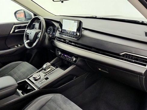 Used 2022 Mitsubishi Outlander SE AWD/4WD image 25