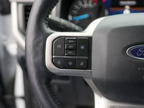 Certified 2023 Ford Expedition XLT image 24