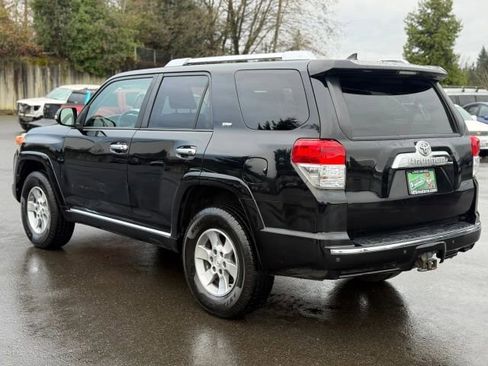 Used 2010 Toyota 4Runner SR5 image 5