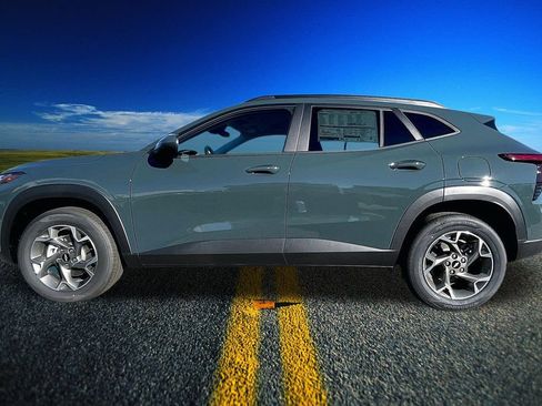 New 2026 Chevrolet Trax LT w/ Driver Confidence Package image 20