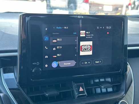 Used 2025 Toyota Corolla LE image 16