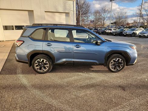 Certified 2025 Subaru Forester image 7