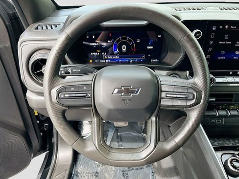 Used 2024 Chevrolet Colorado Trail Boss AWD/4WD image 11
