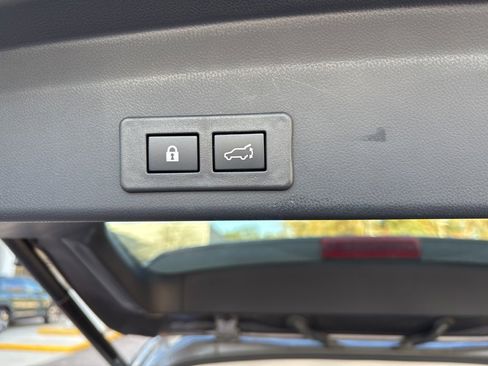 Certified 2024 Subaru Ascent Premium w/ Convenience Package image 25