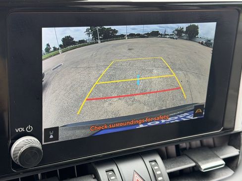 Used 2025 Toyota RAV4 XLE Premium FWD image 19