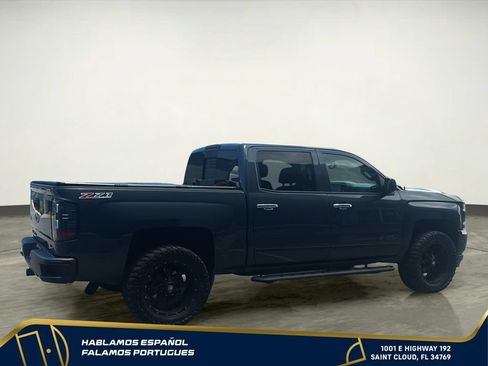 Used 2017 Chevrolet Silverado 1500 LTZ Z71 w/ LTZ Plus Package AWD/4WD image 7