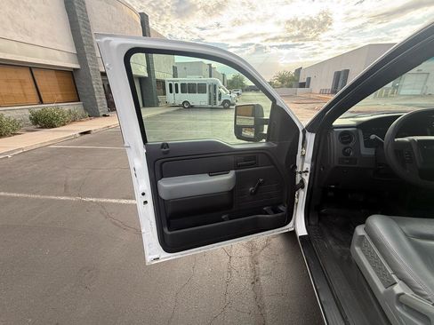 Used 2011 Ford F150 XL w/ Trailer Tow Pkg RWD image 11