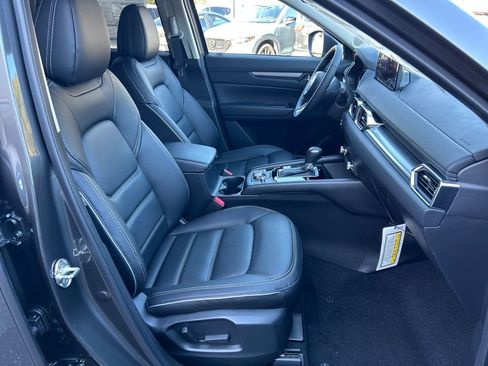 New 2025 MAZDA CX-5 AWD 2.5 S w/ Preferred Package image 29