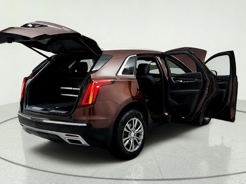 Used 2022 Cadillac XT5 Premium Luxury AWD/4WD image 12