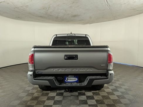 Used 2021 Toyota Tacoma TRD Off-Road image 8