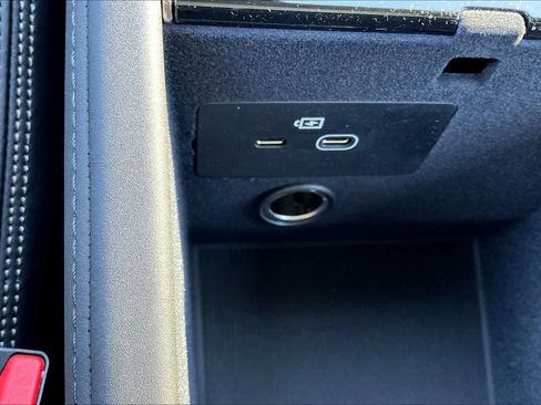 New 2026 Volvo XC90 B6 Ultra w/ Protection Package image 23