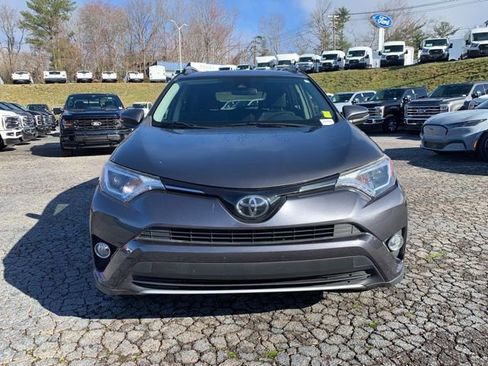 Used 2017 Toyota RAV4 XLE image 3