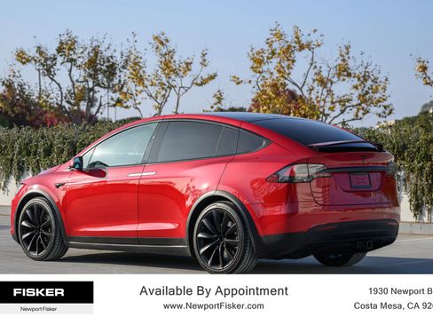 Used 2019 Tesla Model X 100D image 8