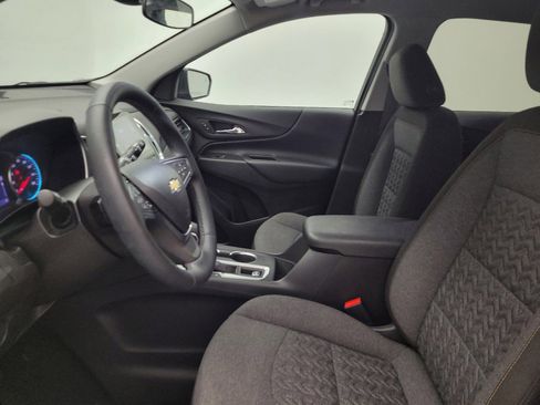 Used 2024 Chevrolet Equinox LT FWD image 17