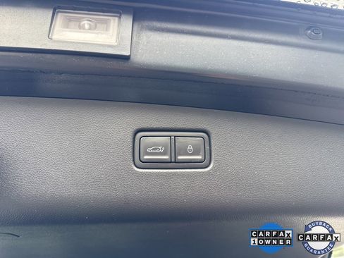 Used 2025 Genesis GV70 3.5T Sport w/ Sport Prestige Package image 15