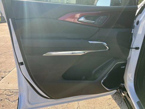 New 2026 Chevrolet Traverse RS w/ LPO, Floor Liner Package image 23