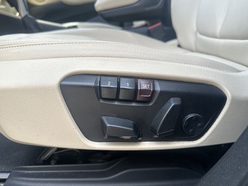 Used 2018 BMW X1 xDrive28i image 18