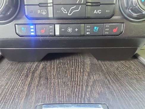 Used 2021 Ford F350 Lariat w/ Chrome Package AWD/4WD image 8