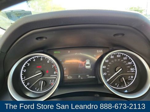 Used 2022 Toyota Camry XLE image 22