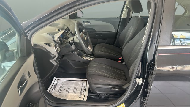 Used 2016 Chevrolet Sonic LT FWD image 8
