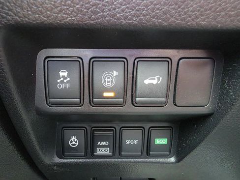 Used 2017 Nissan Rogue SL w/ SL Premium Package image 20