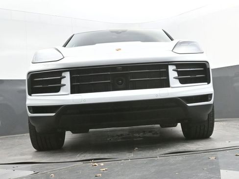 New 2026 Porsche Cayenne Coupe image 35