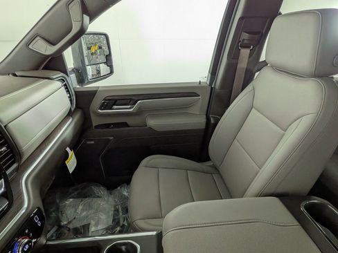 New 2025 GMC Sierra 2500 SLT w/ SLT Premium Package image 25