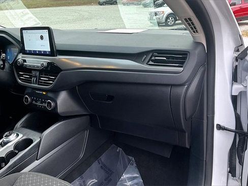 Used 2023 Ford Escape Active image 16