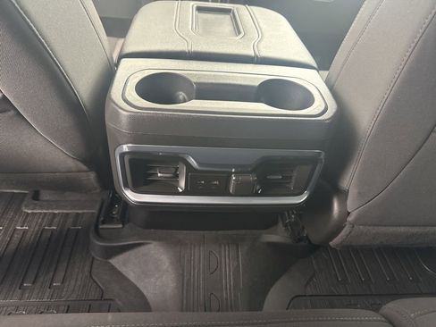 Used 2021 GMC Sierra 1500 Elevation image 35