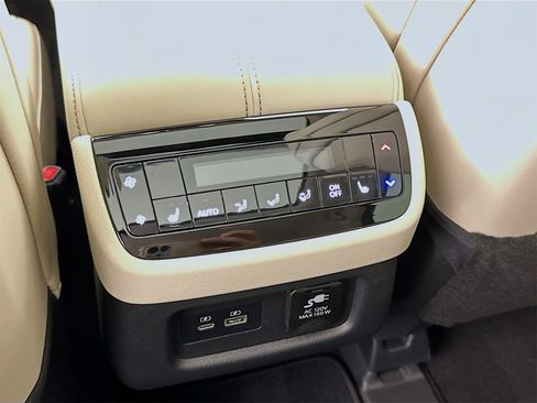 Used 2023 INFINITI QX60 Sensory w/ Cargo Package image 28