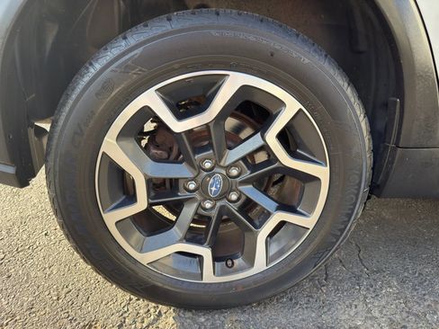 Used 2016 Subaru Crosstrek 2.0i Premium image 10