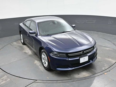 Used 2016 Dodge Charger SE image 18