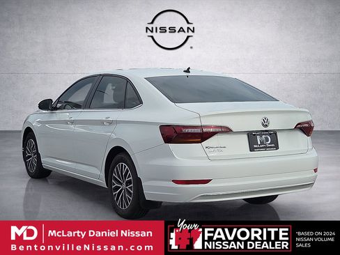 Used 2019 Volkswagen Jetta FWD image 4