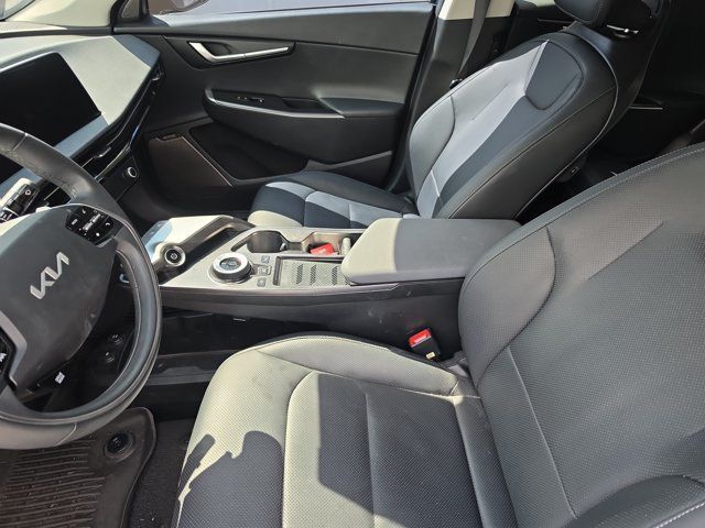 Used 2024 Kia EV6 Wind RWD image 19