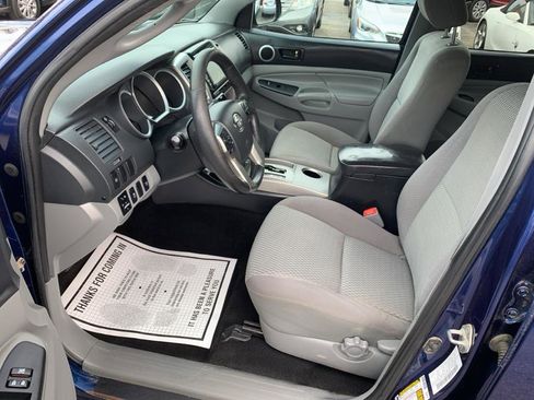 Used 2014 Toyota Tacoma 4x4 Double Cab image 10