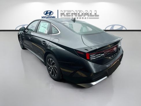 New 2026 Hyundai Sonata Blue FWD image 4