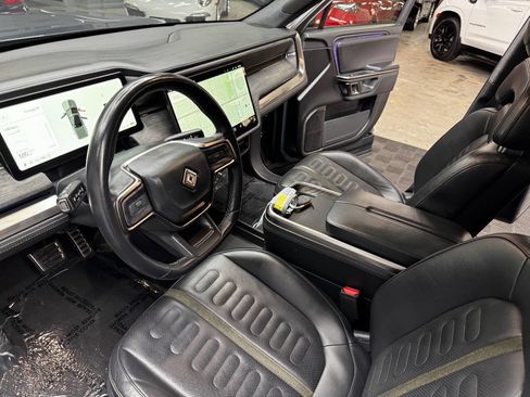 Used 2022 Rivian R1T Launch Edition image 28