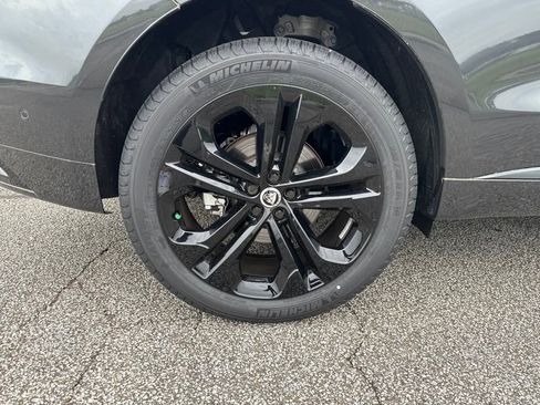 Used 2025 Jaguar F-PACE R-Dynamic S image 26