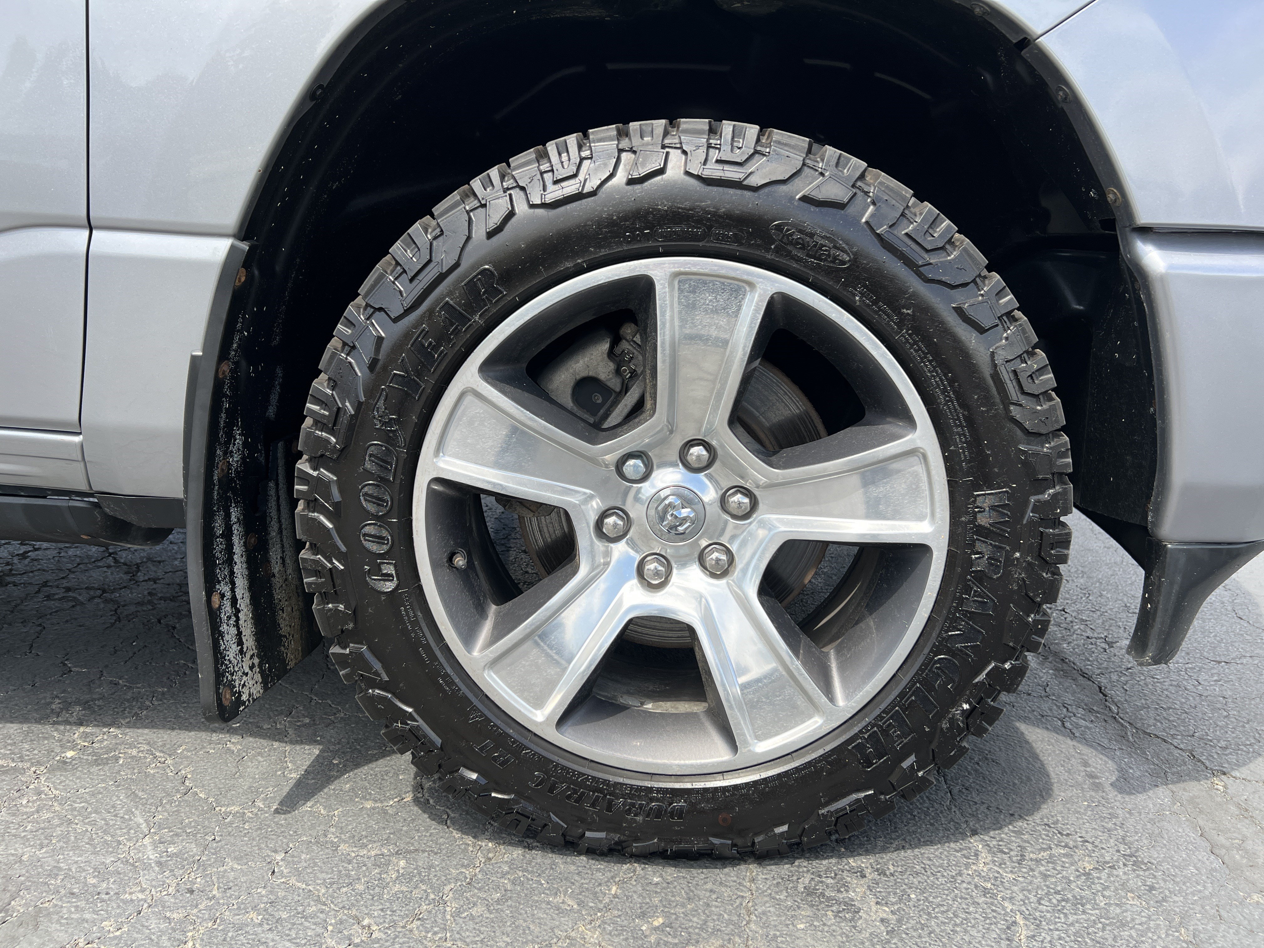 Used 2019 RAM 1500 Sport w/ Advanced Safety Group AWD/4WD image 11
