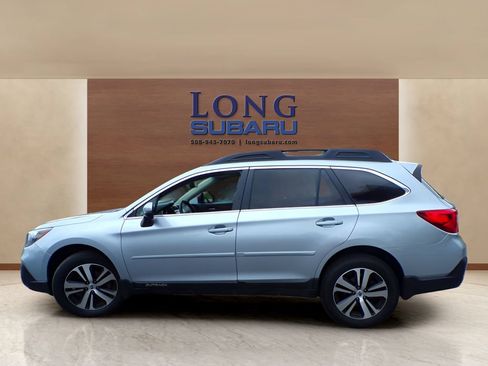 Used 2019 Subaru Outback 2.5i Limited AWD/4WD image 18